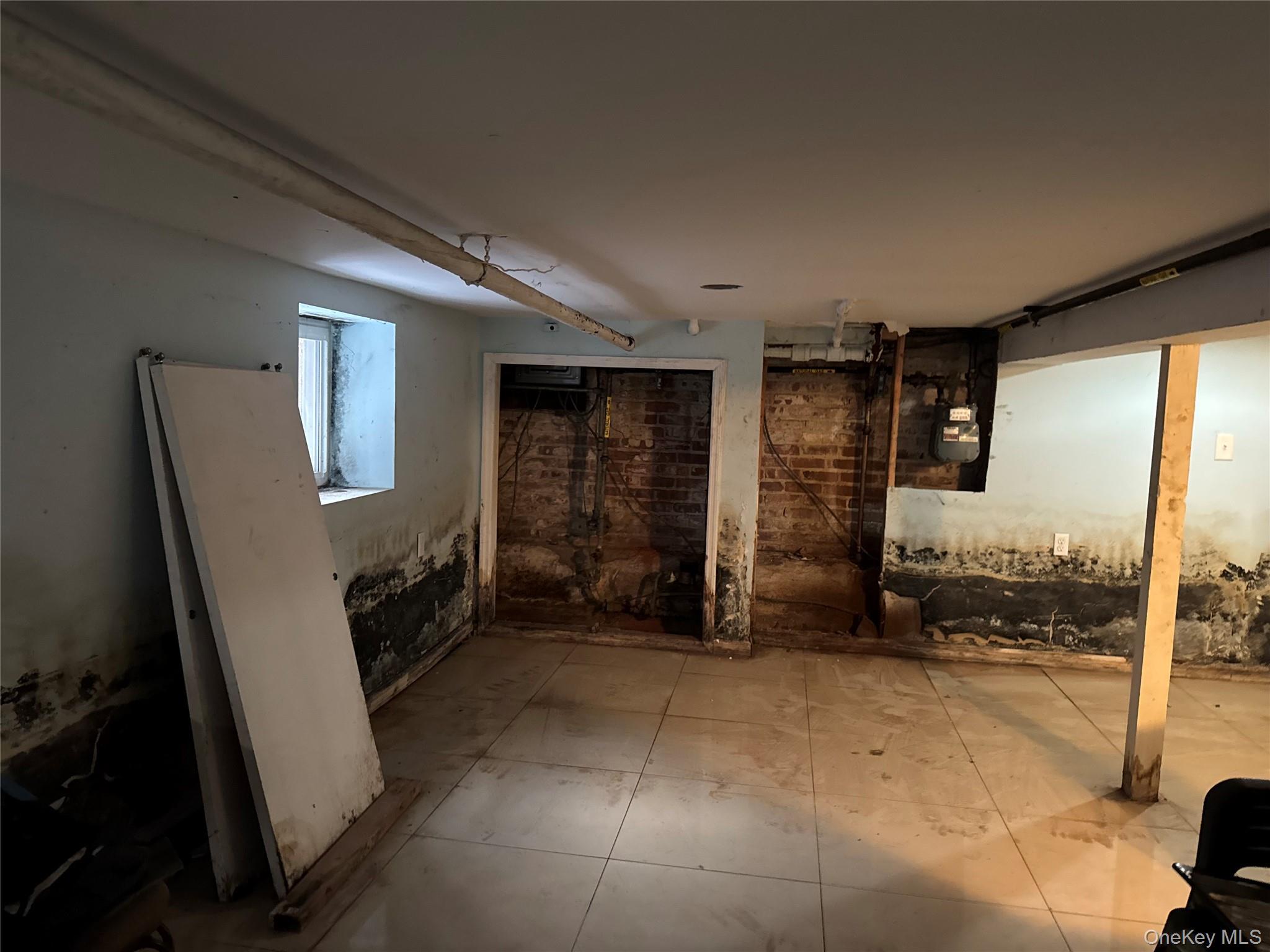 Single Family Deerfield  Queens, NY 11691, MLS-945199-5