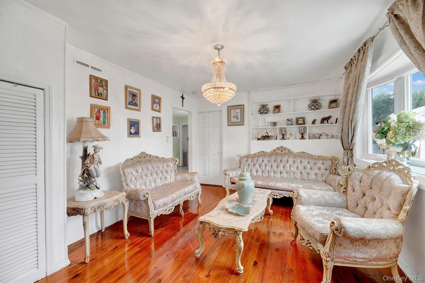 Single Family Tamarack  Suffolk County, NY 11722, MLS-945202-5