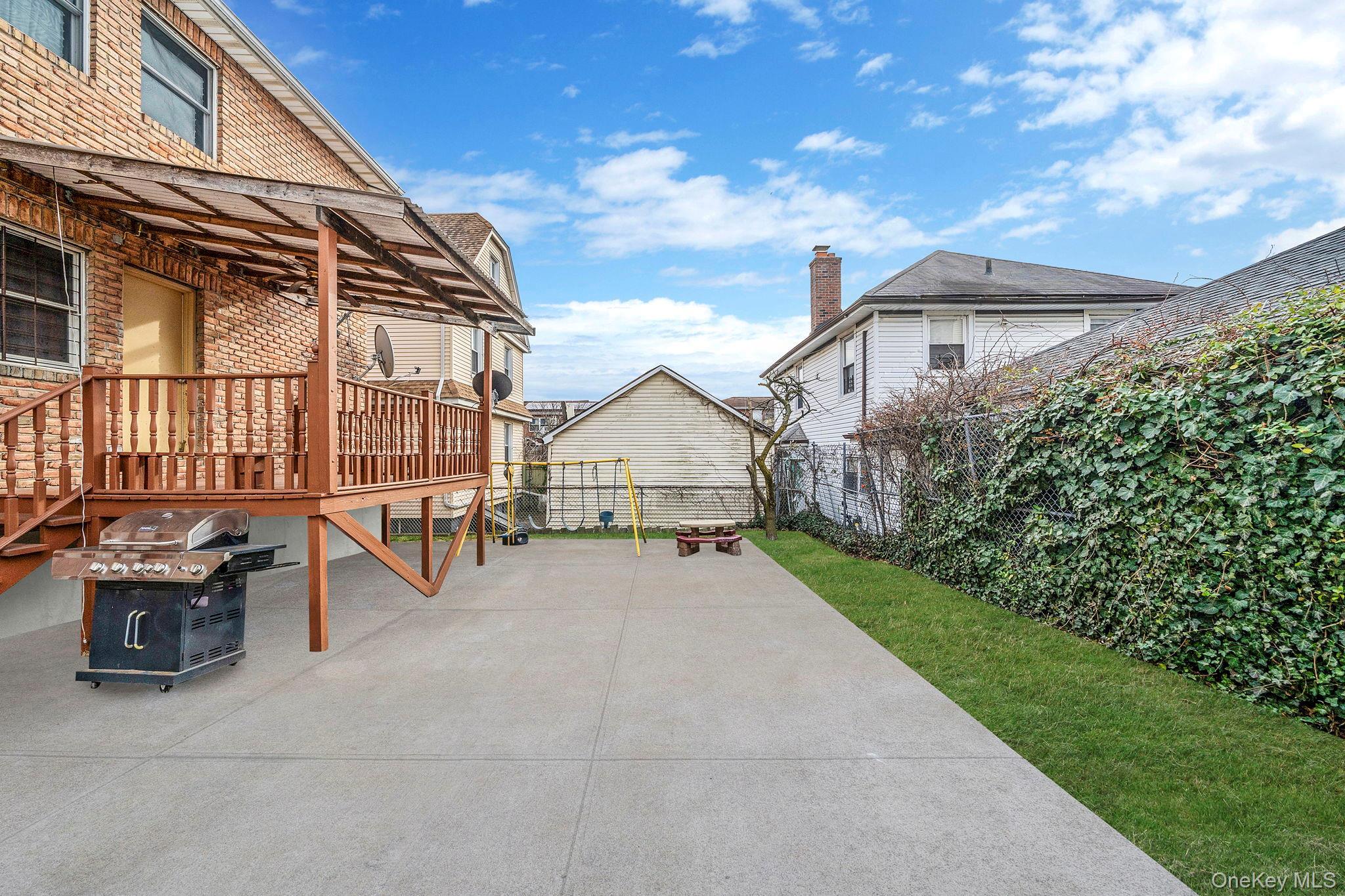 Single Family 159th  Queens, NY 11432, MLS-945208-36