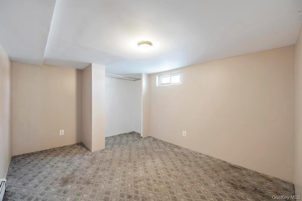 Single Family Baldwin  Suffolk County, NY 11706, MLS-945219-26