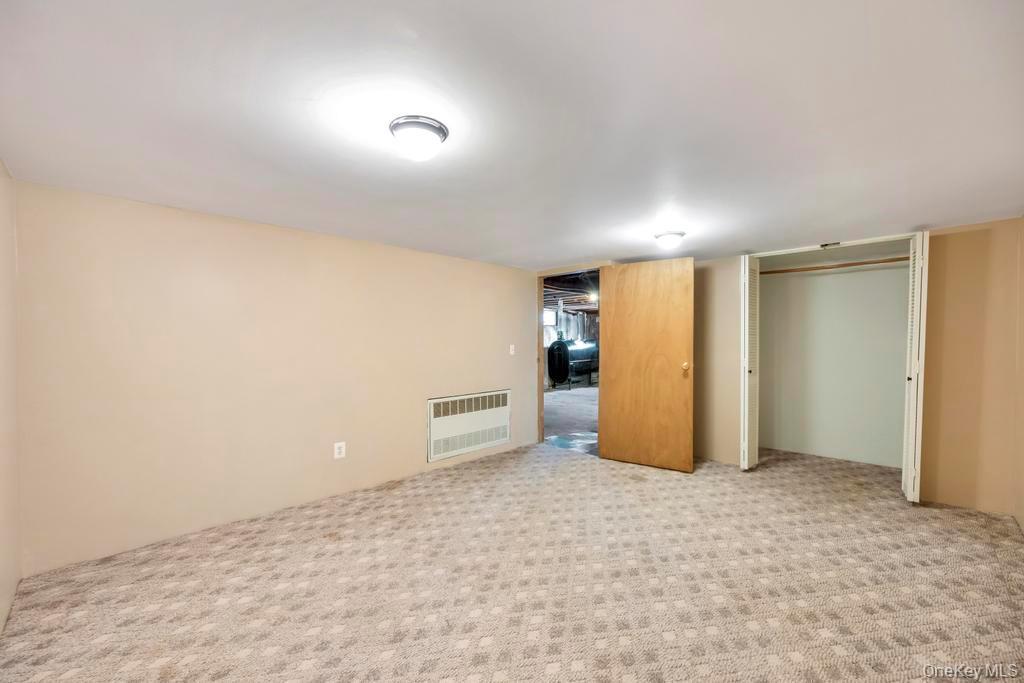 Single Family Baldwin  Suffolk County, NY 11706, MLS-945219-28