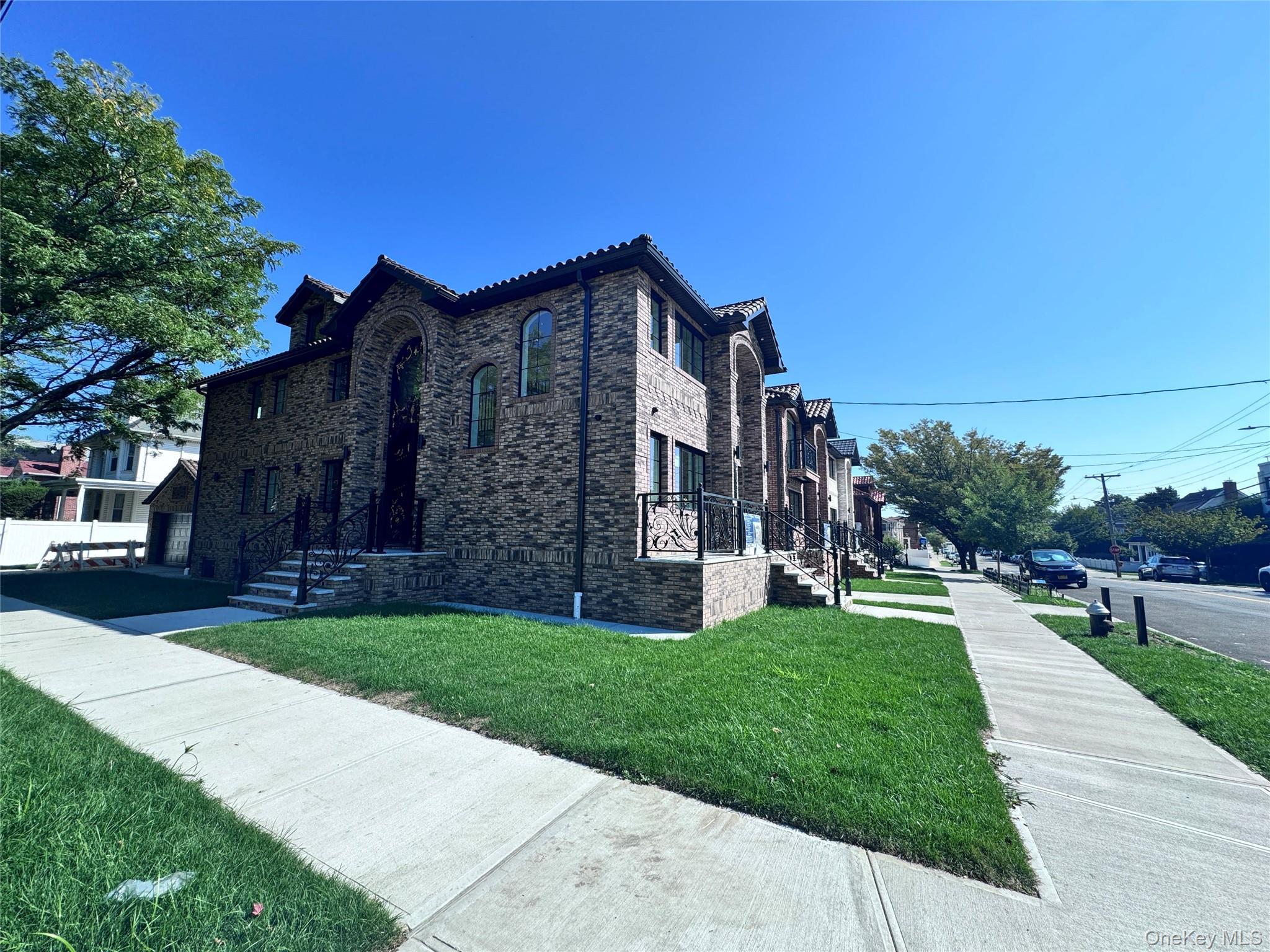 Single Family 215th  Queens, NY 11361, MLS-945223-7