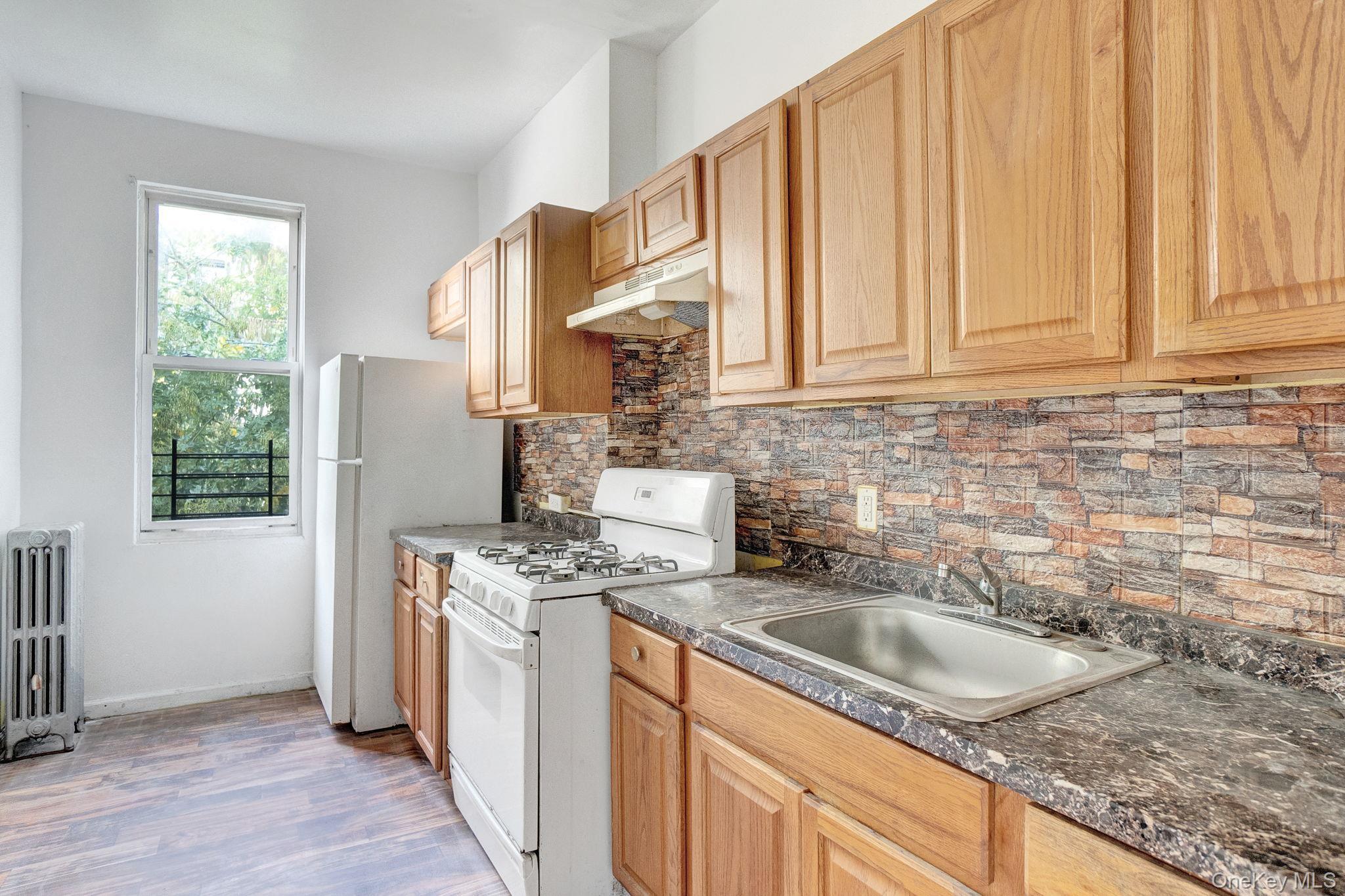 Single Family College  Bronx, NY 10456, MLS-945225-12