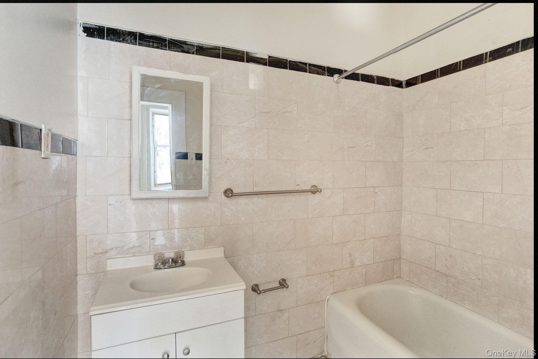 Single Family College  Bronx, NY 10456, MLS-945225-19