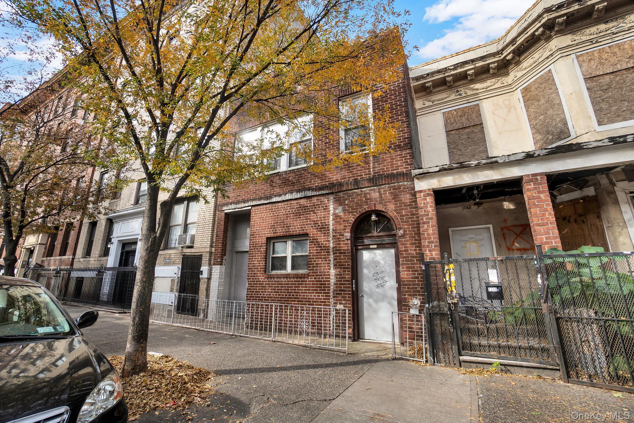 Single Family College  Bronx, NY 10456, MLS-945225-24