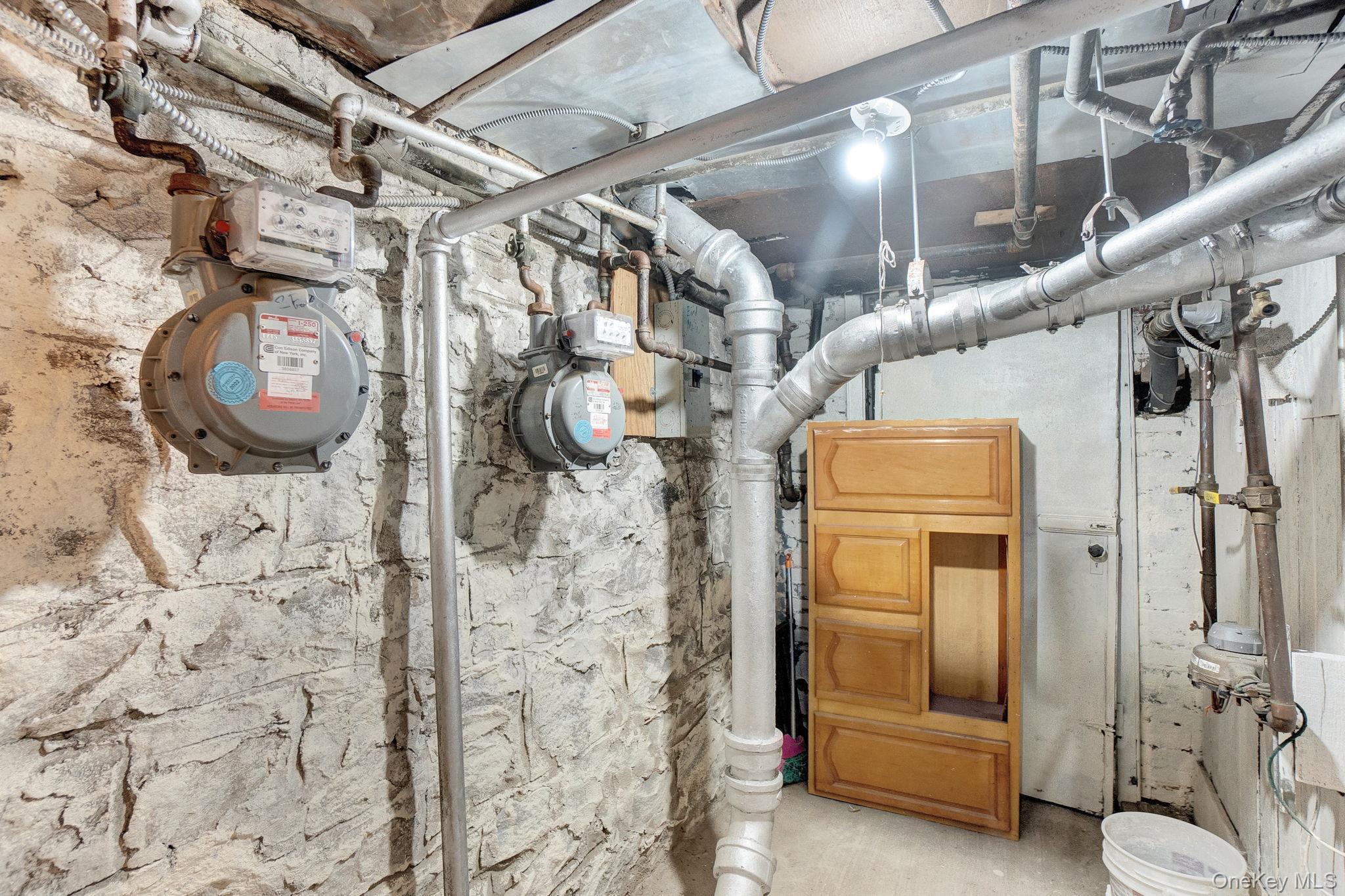 Single Family College  Bronx, NY 10456, MLS-945225-30