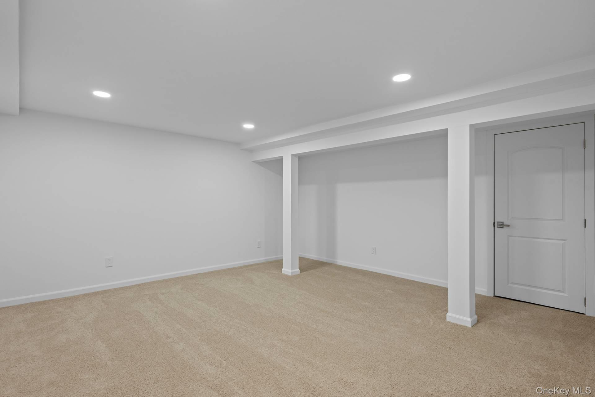 Single Family Majors Path  Suffolk County, NY 11968, MLS-945253-27