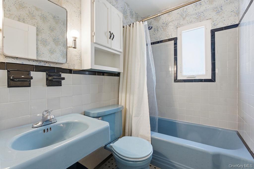 Single Family 84th Queens, NY 11414, MLS-945262-10