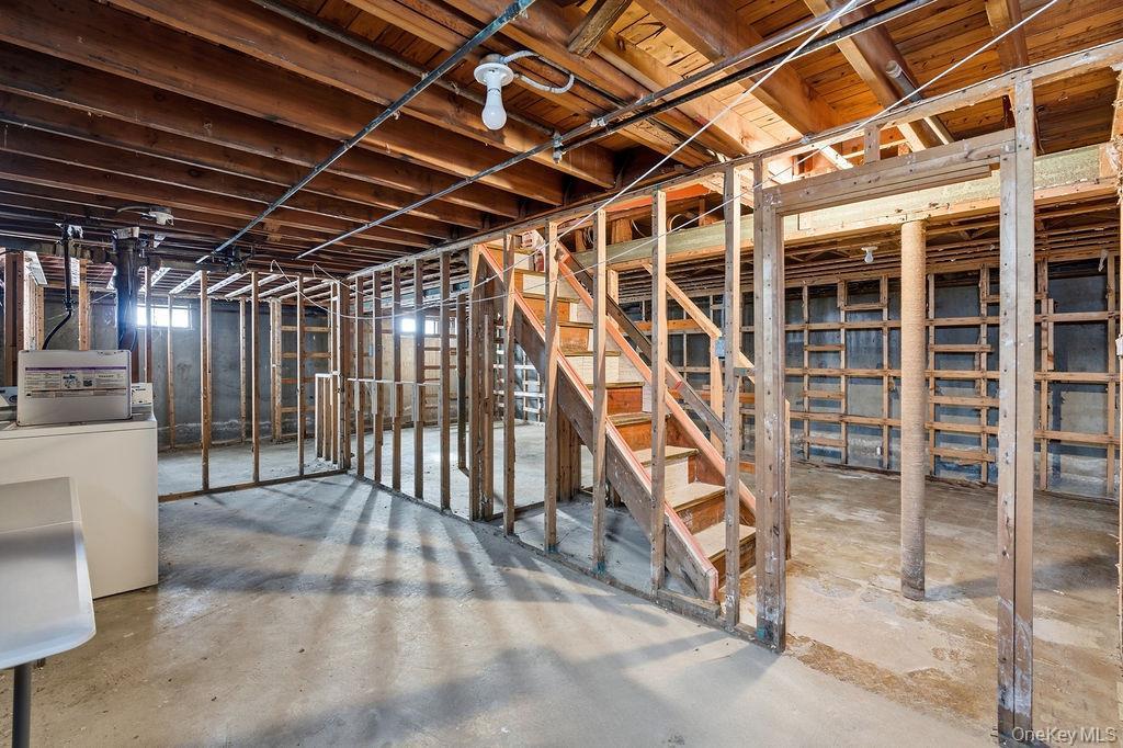 Single Family 84th Queens, NY 11414, MLS-945262-22