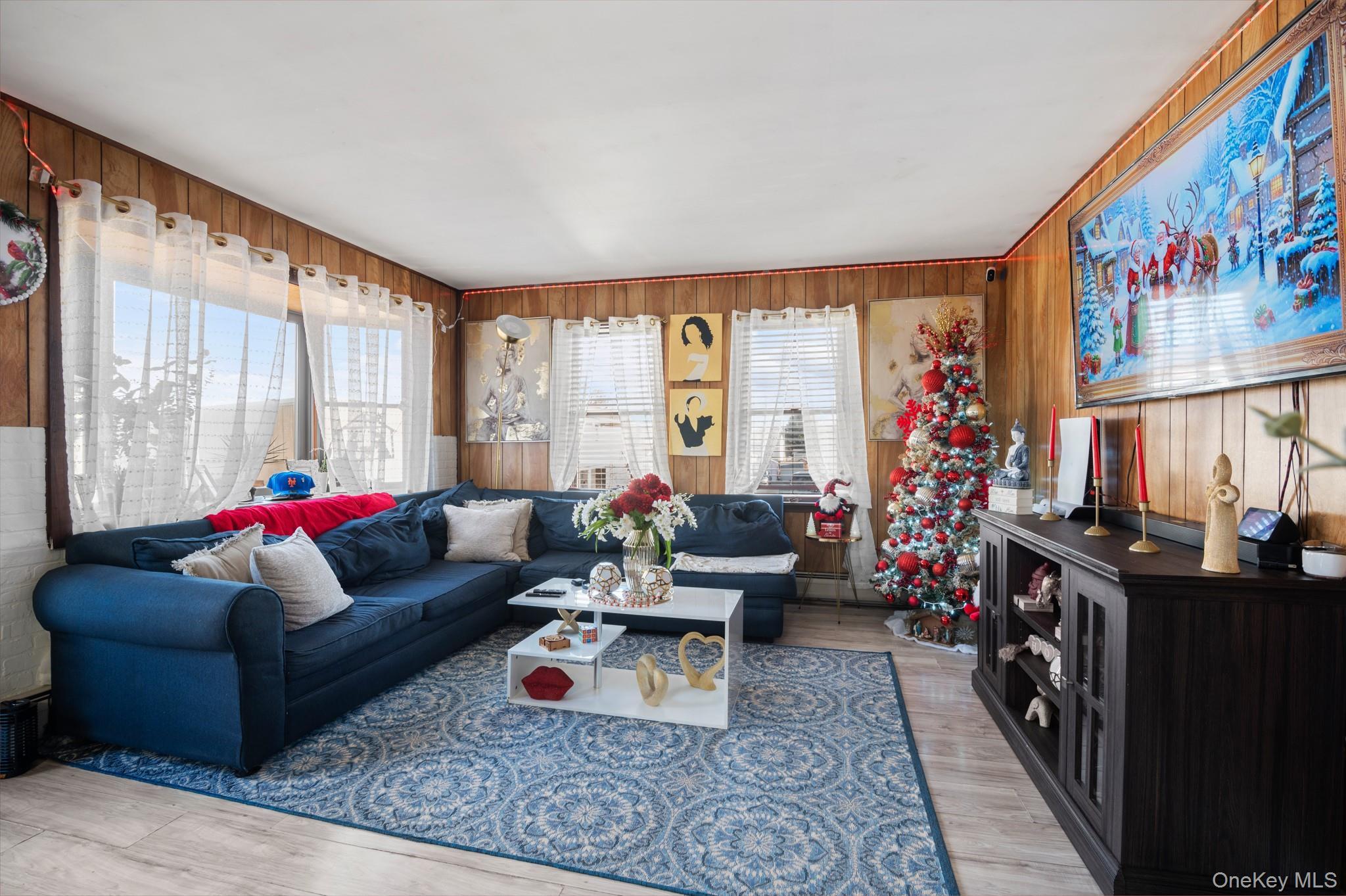 Single Family Samsondale  Rockland County, NY 10993, MLS-945293-16