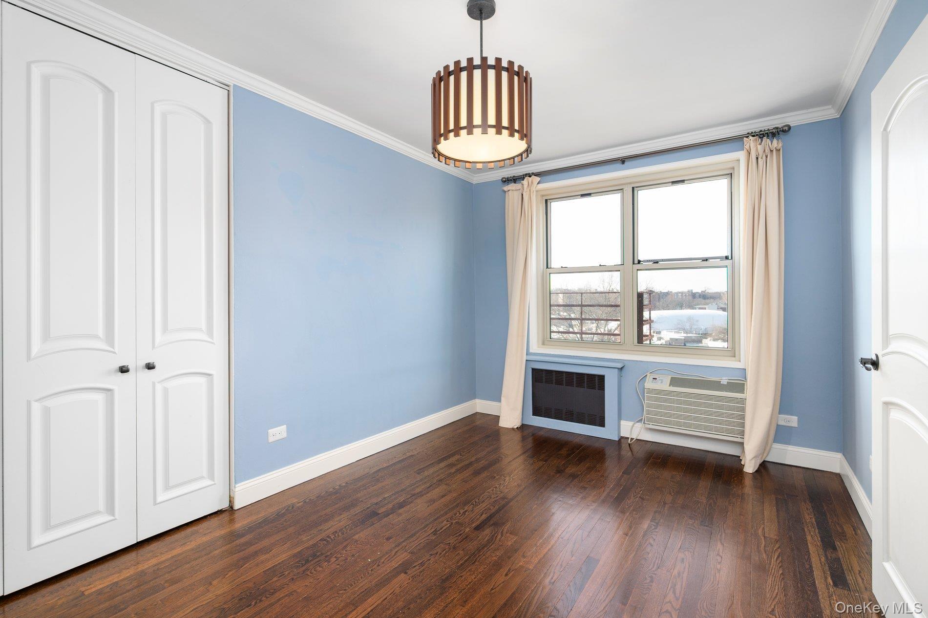 Coop Bell Boulevard Queens, NY 11360, MLS-945348-14