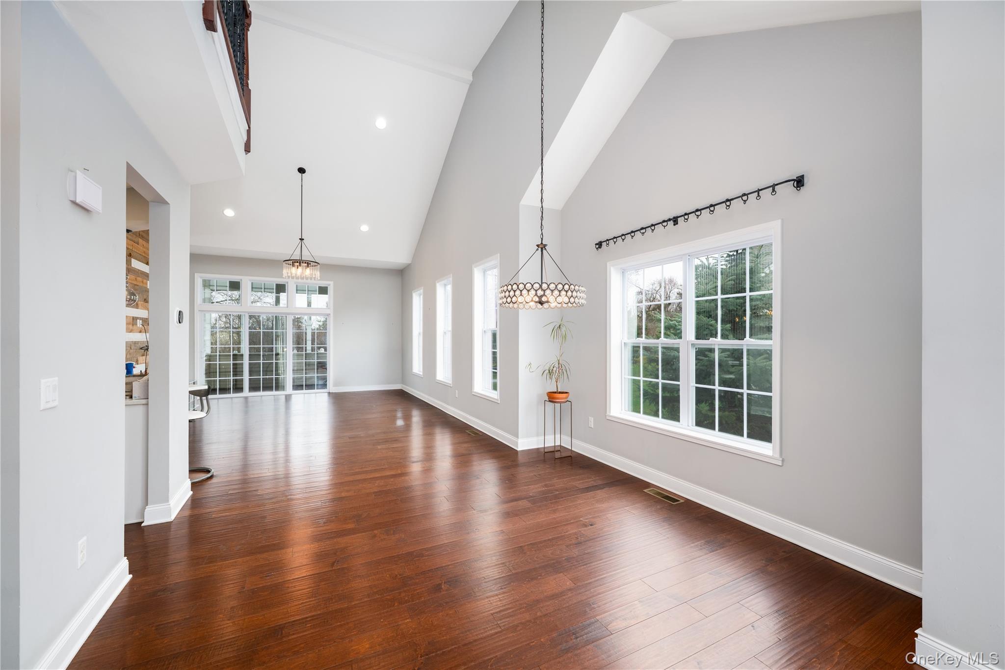 Condo Dutch  Dutchess County, NY 12590, MLS-945353-10