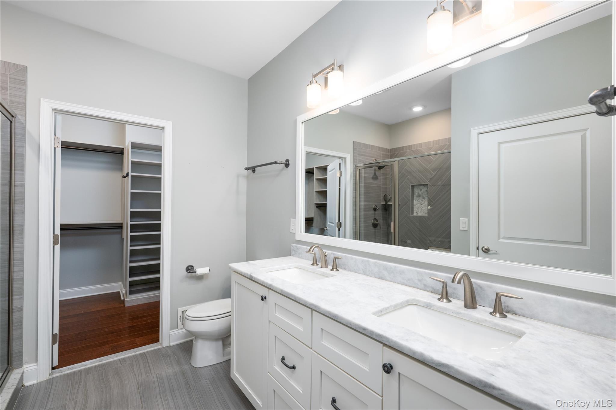 Condo Dutch  Dutchess County, NY 12590, MLS-945353-19