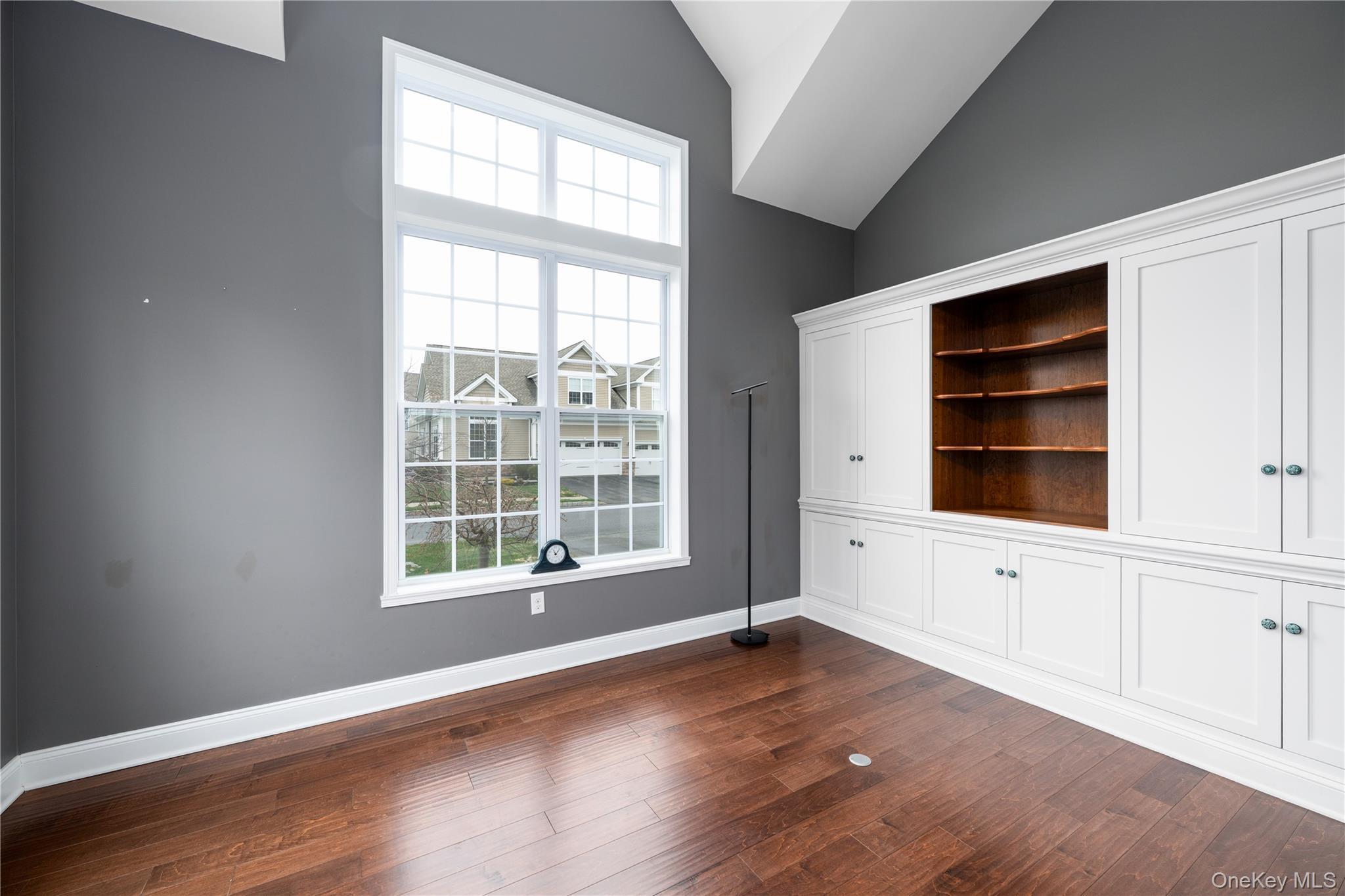 Condo Dutch  Dutchess County, NY 12590, MLS-945353-25