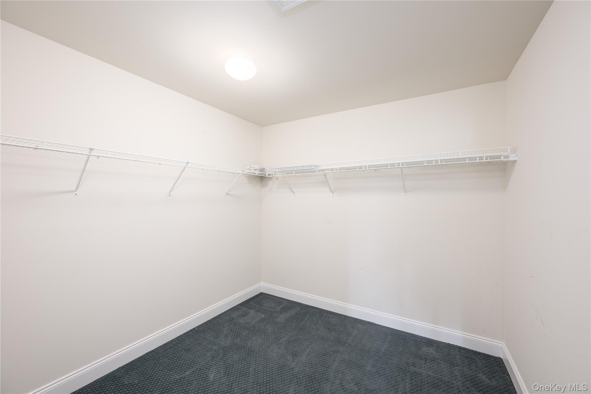 Condo Dutch  Dutchess County, NY 12590, MLS-945353-31