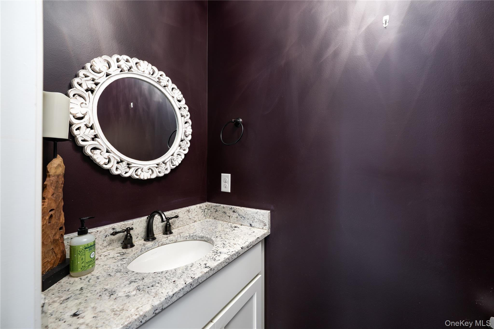 Condo Dutch  Dutchess County, NY 12590, MLS-945353-4