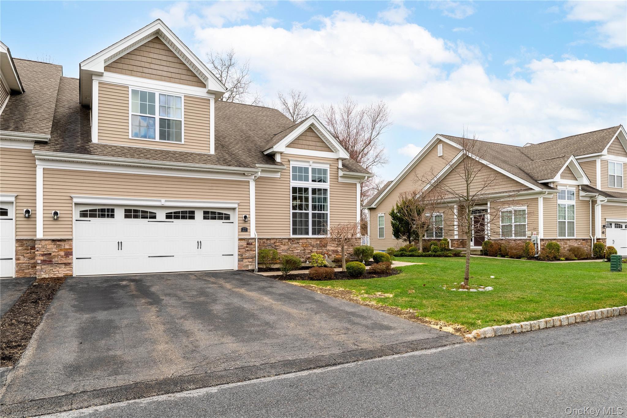 Condo Dutch  Dutchess County, NY 12590, MLS-945353-41