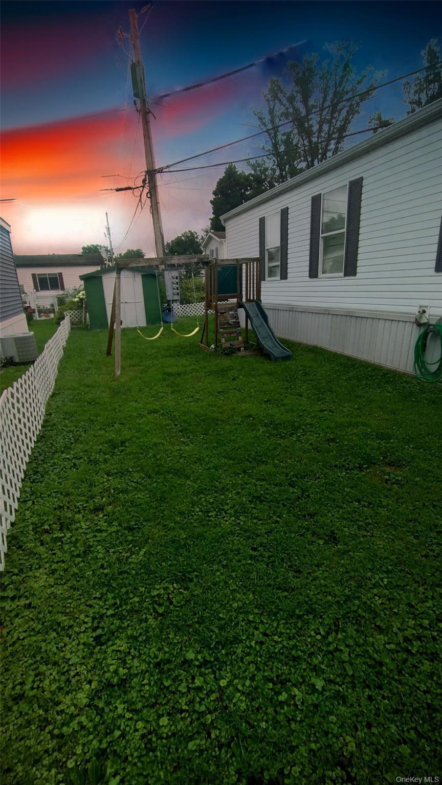 Single Family Mountain View Mobile Home Park Rockland County, NY 10980, MLS-945379-14