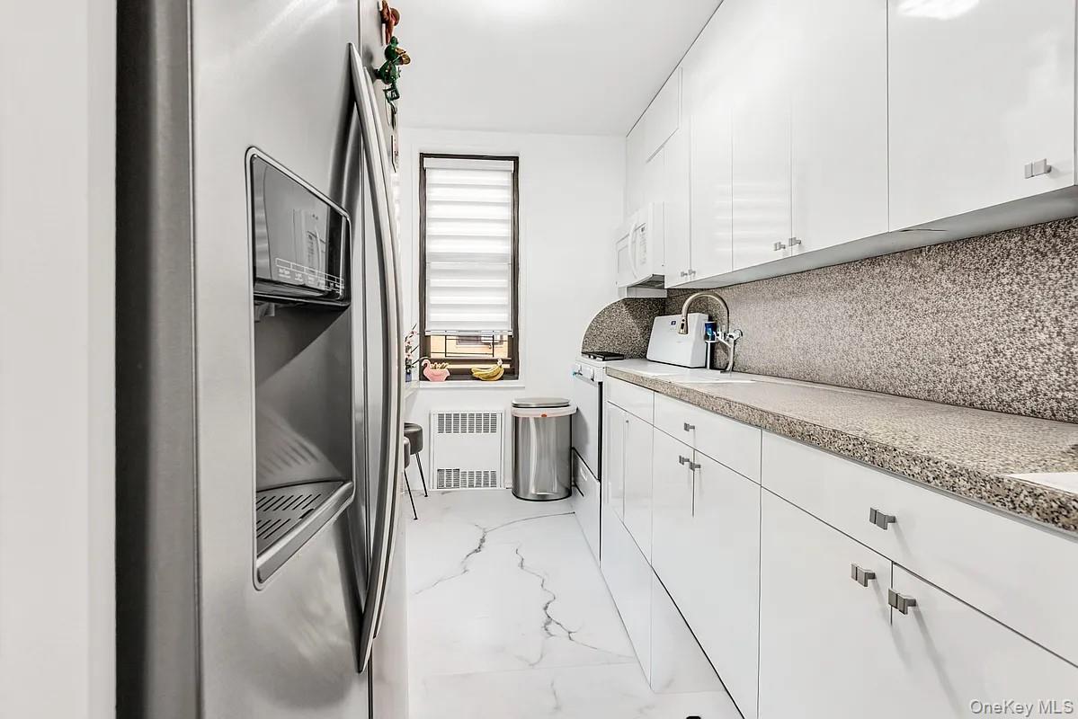 Coop End  Brooklyn, NY 11235, MLS-945406-7