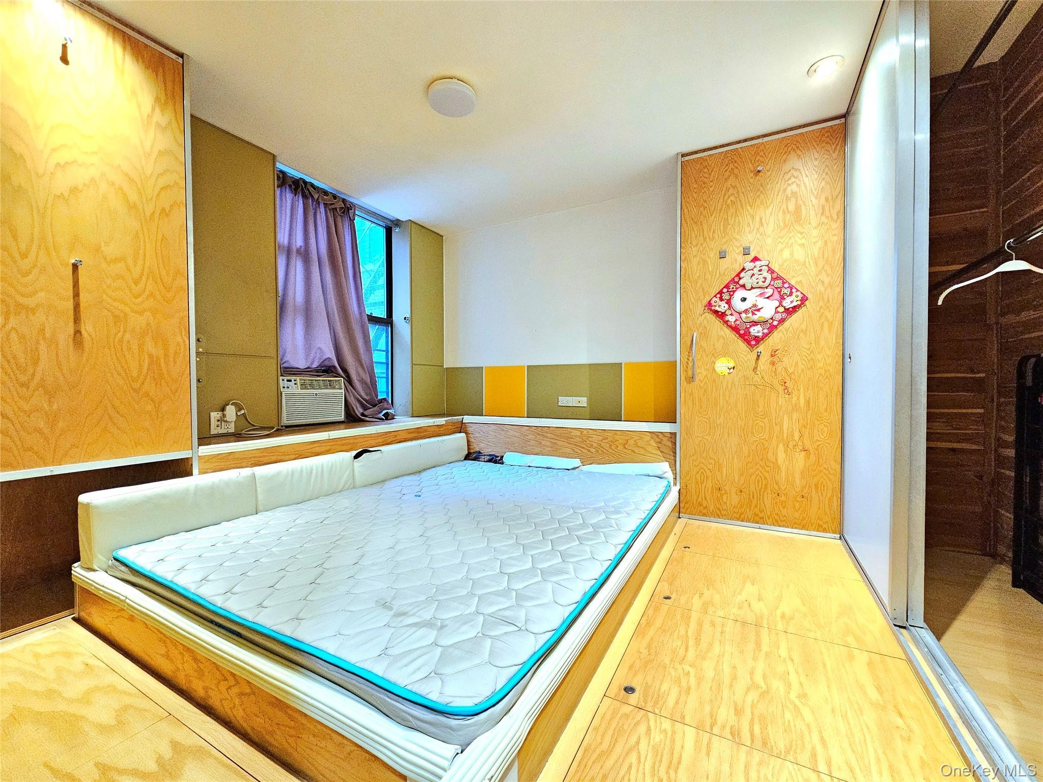 Coop Hull  Bronx, NY 10467, MLS-945410-8