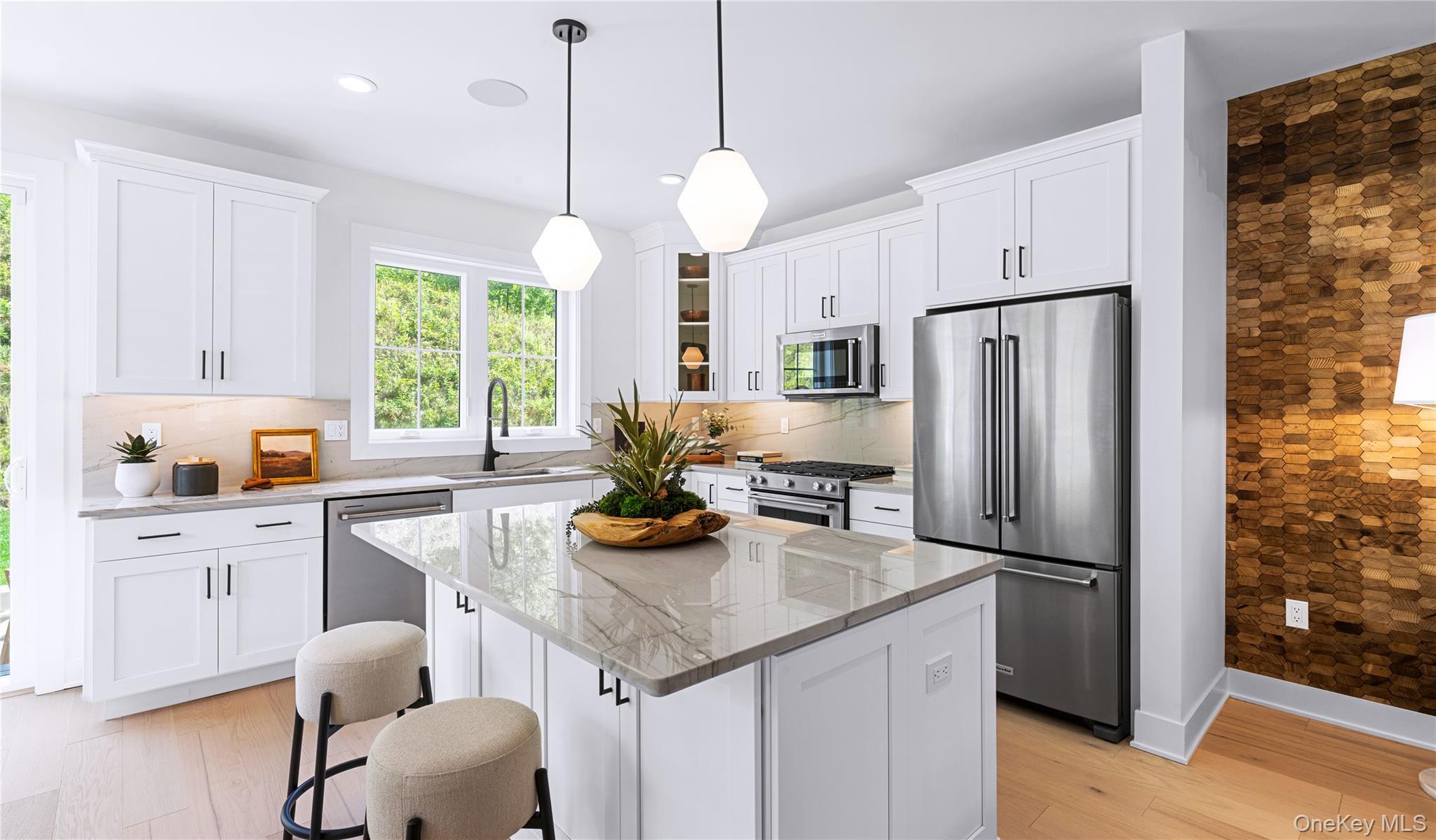 Condo Bennington  Dutchess County, NY 12524, MLS-945416-2