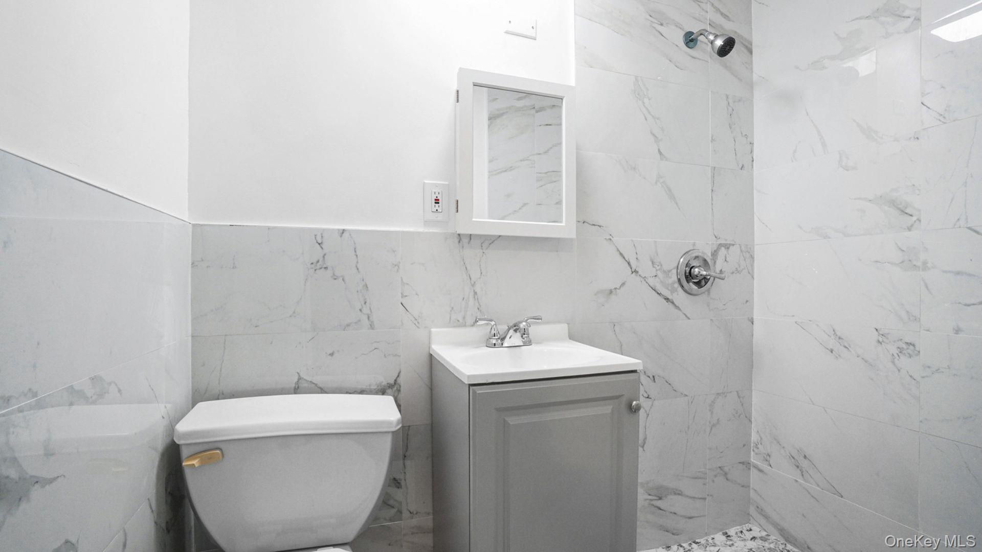 Single Family 229th  Bronx, NY 10466, MLS-945424-17