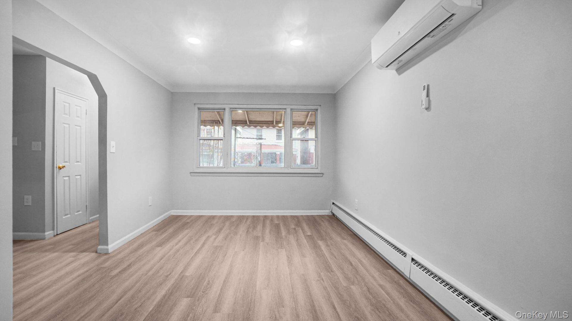 Single Family 229th  Bronx, NY 10466, MLS-945424-9