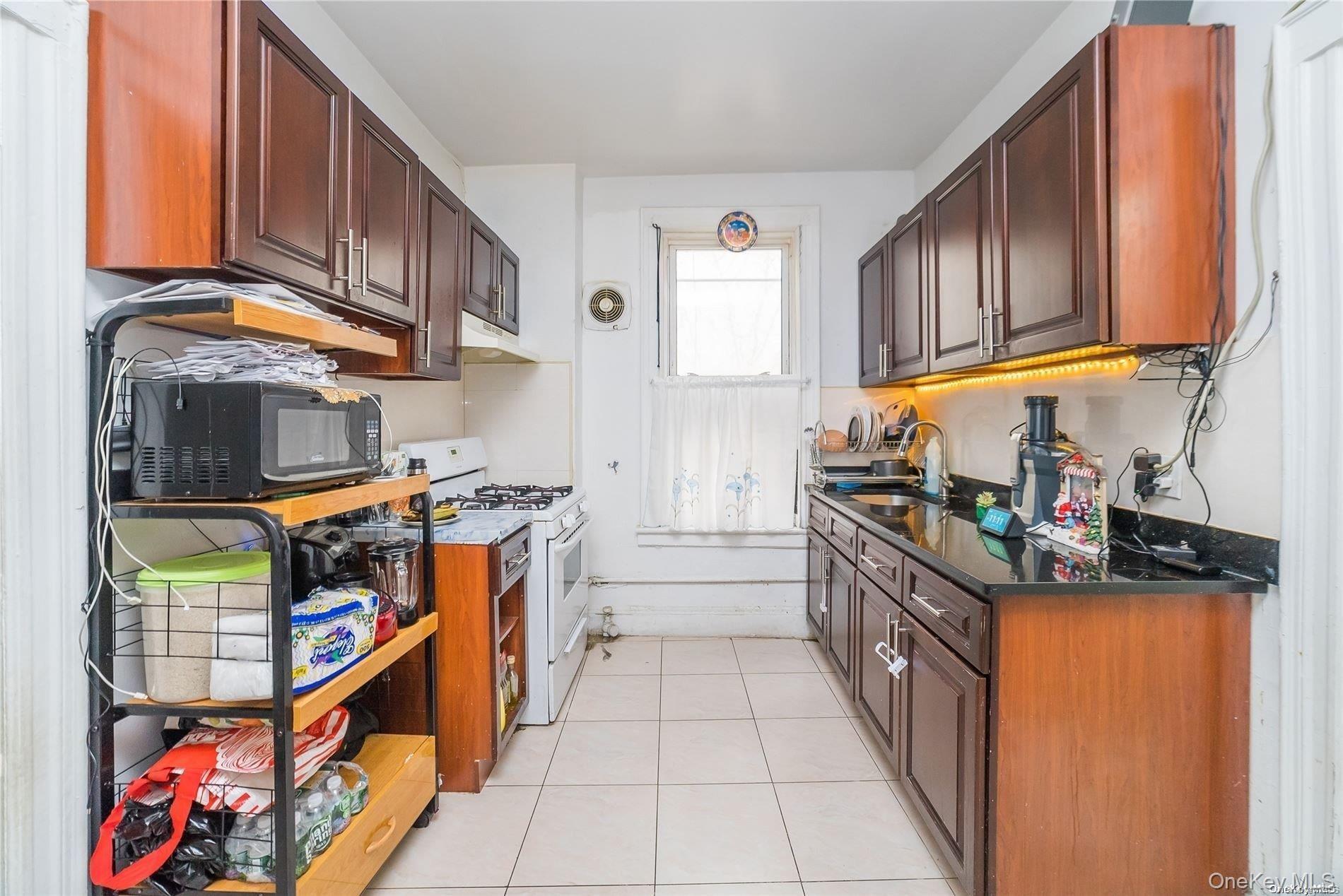 Single Family Jamaica  Queens, NY 11421, MLS-945444-7