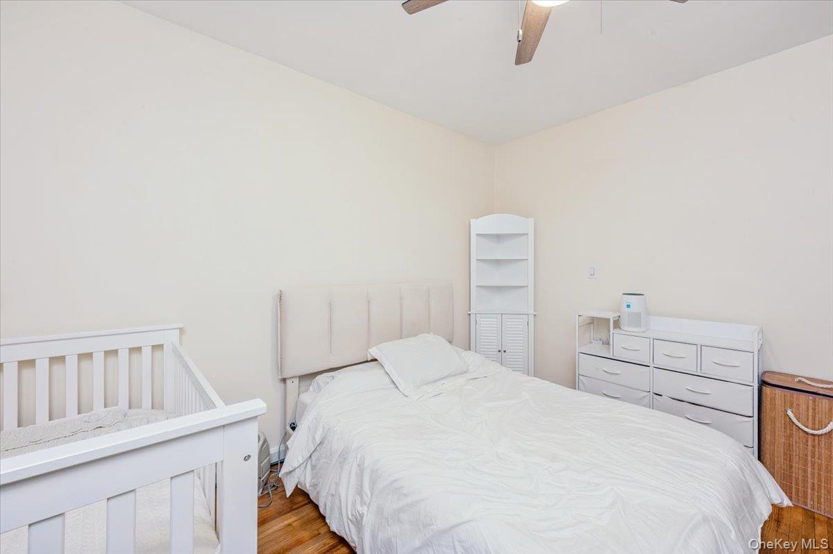 Coop Pelham  Westchester County, NY 10805, MLS-945473-12