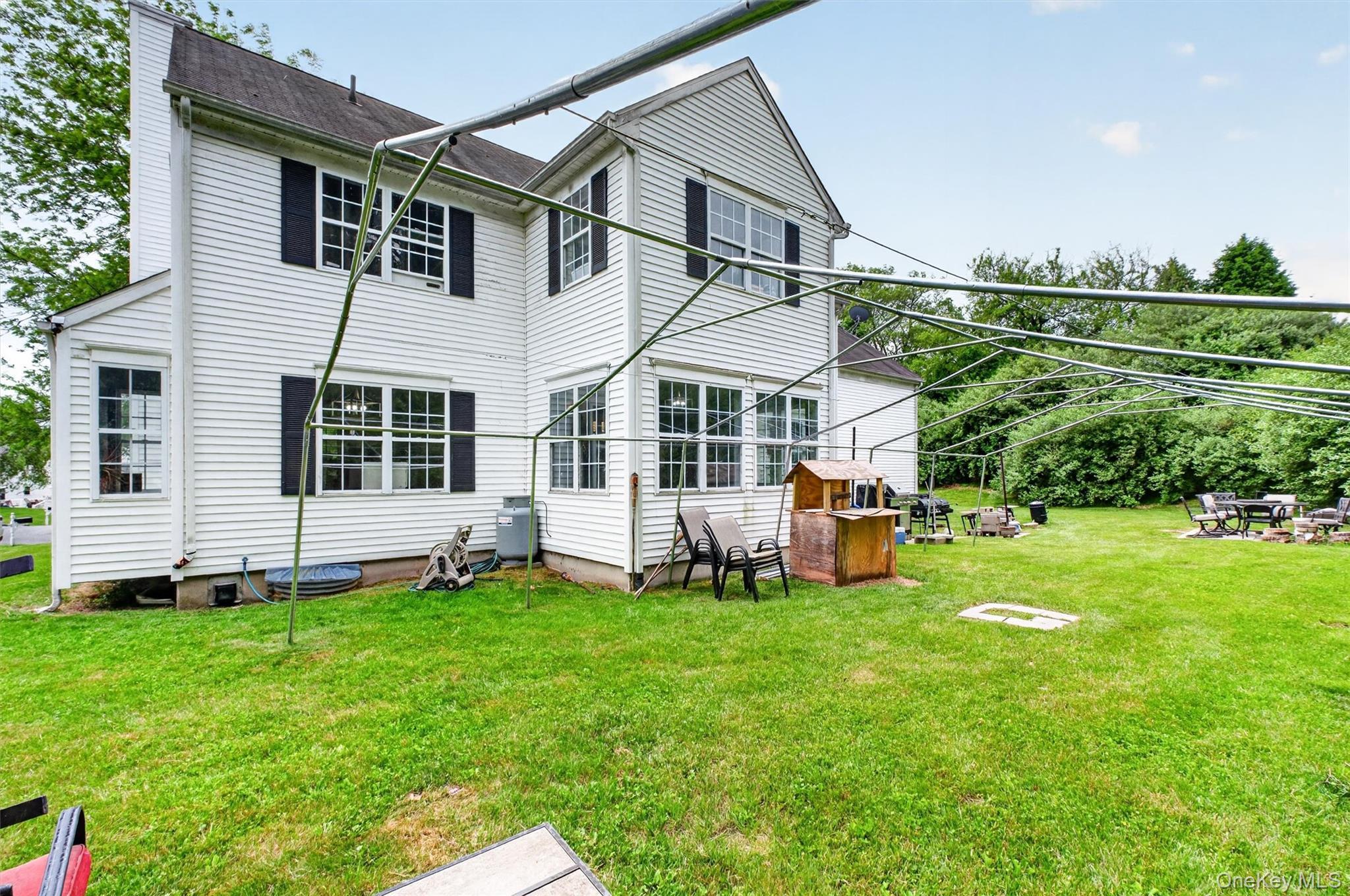 Single Family Red Tail Court  Dutchess County, NY 12564, MLS-945476-33