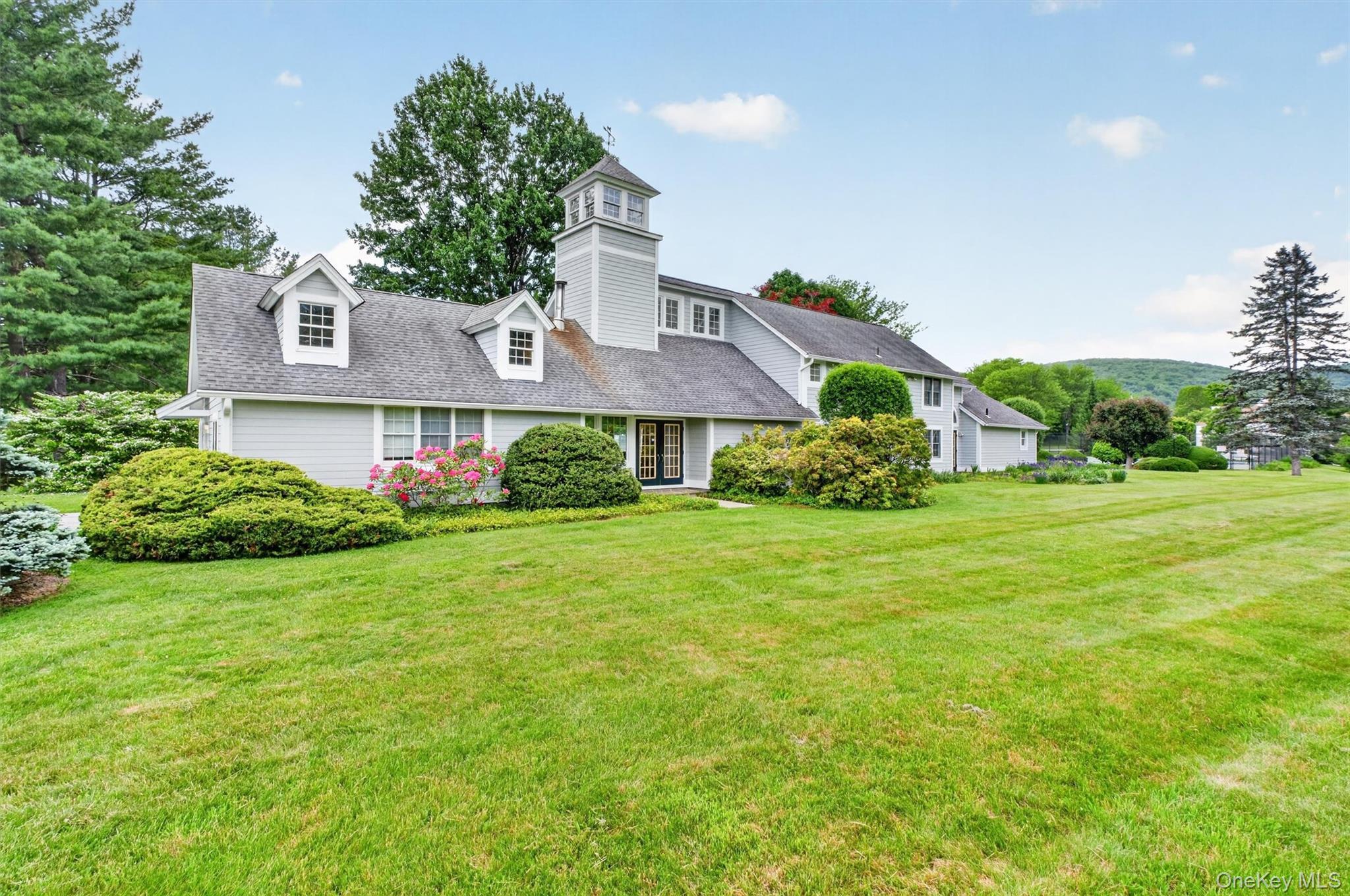 Single Family Red Tail Court  Dutchess County, NY 12564, MLS-945476-35