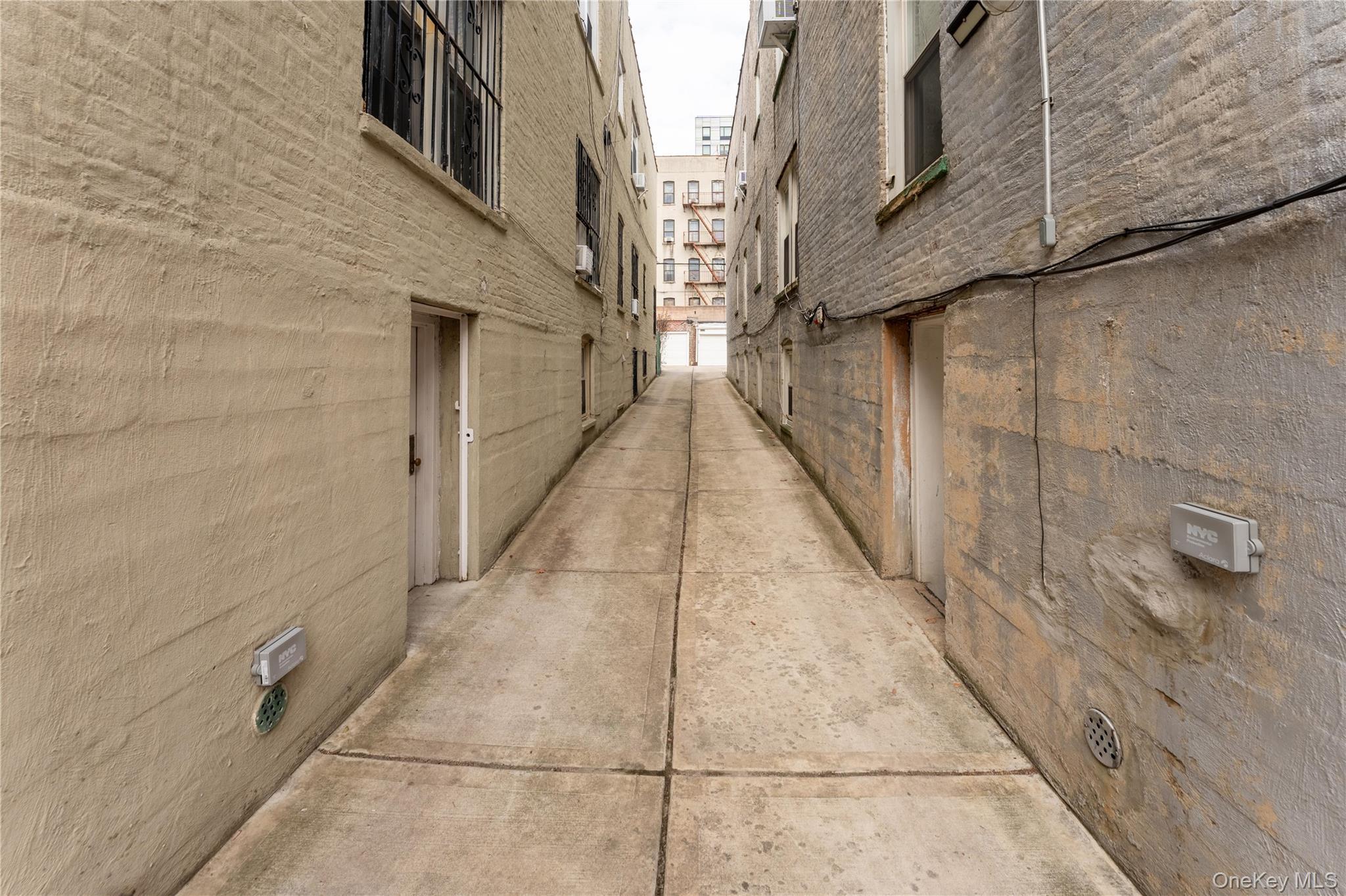 Single Family Carroll  Brooklyn, NY 11225, MLS-945526-22