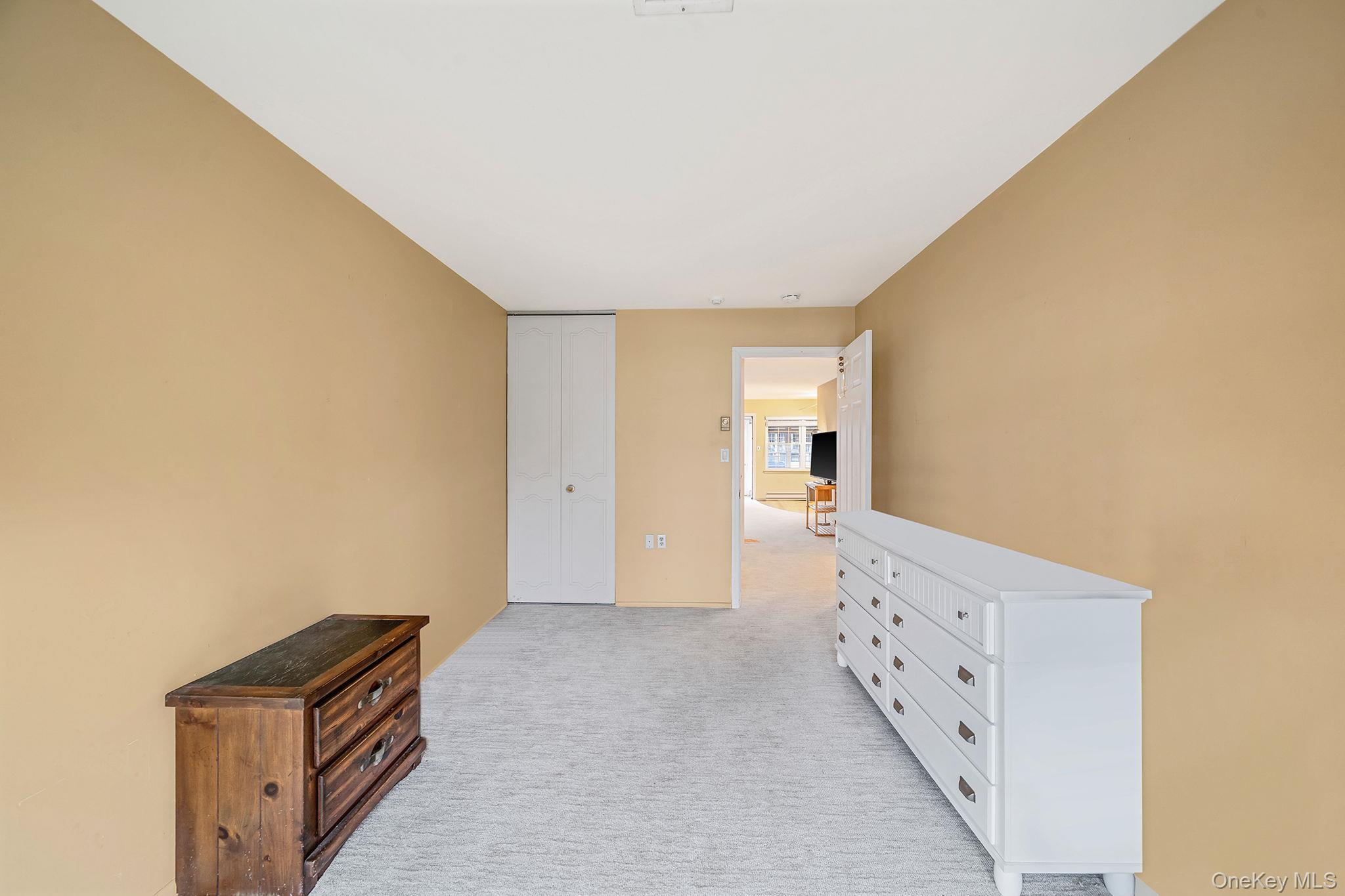 Condo Exmore  Suffolk County, NY 11961, MLS-945552-15