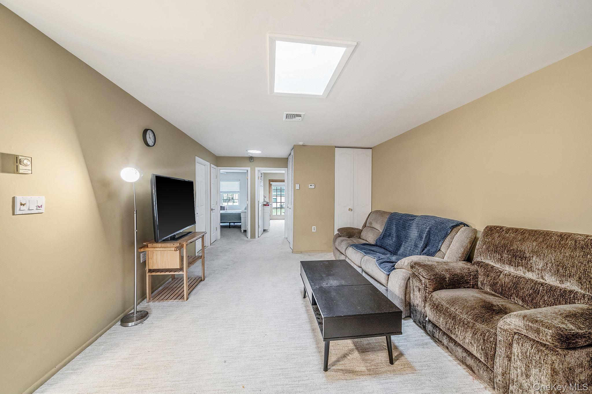 Condo Exmore  Suffolk County, NY 11961, MLS-945552-7