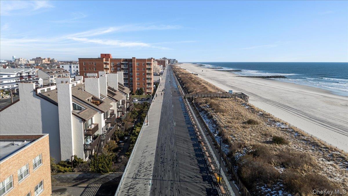 Condo Oceanfront  Nassau County, NY 11561, MLS-945592-28