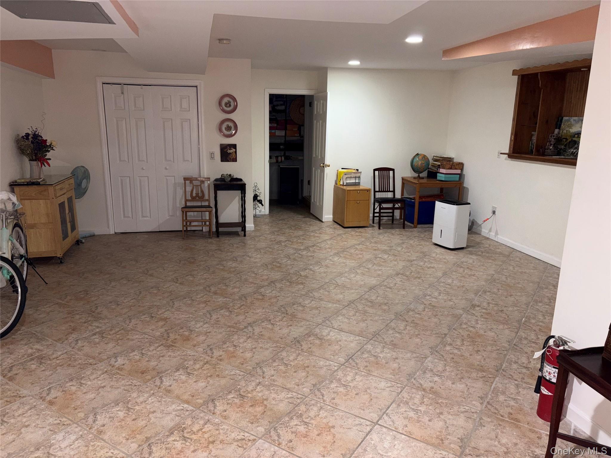 Single Family Elton  Bronx, NY 10451, MLS-945618-20