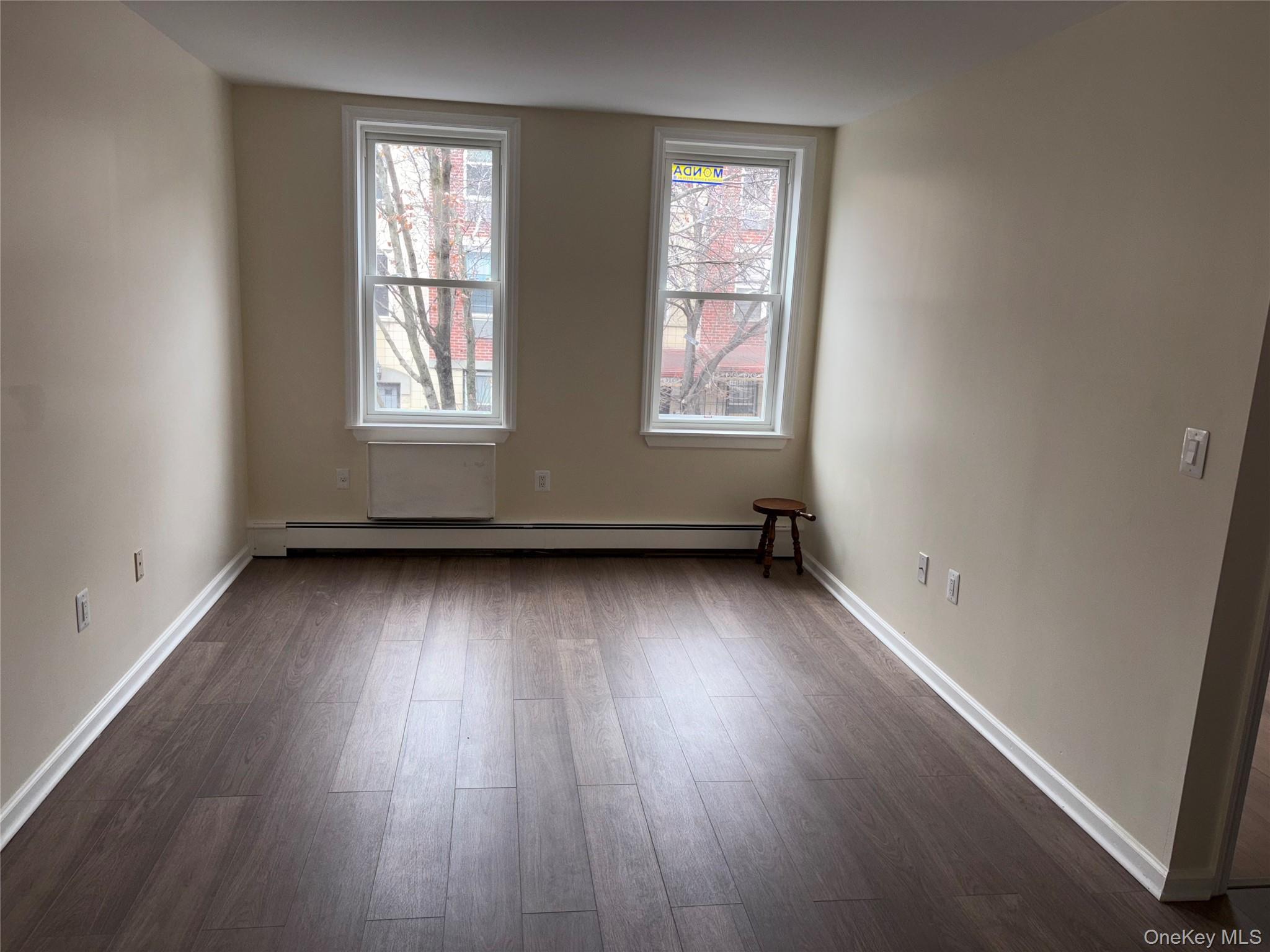 Single Family Elton  Bronx, NY 10451, MLS-945618-25