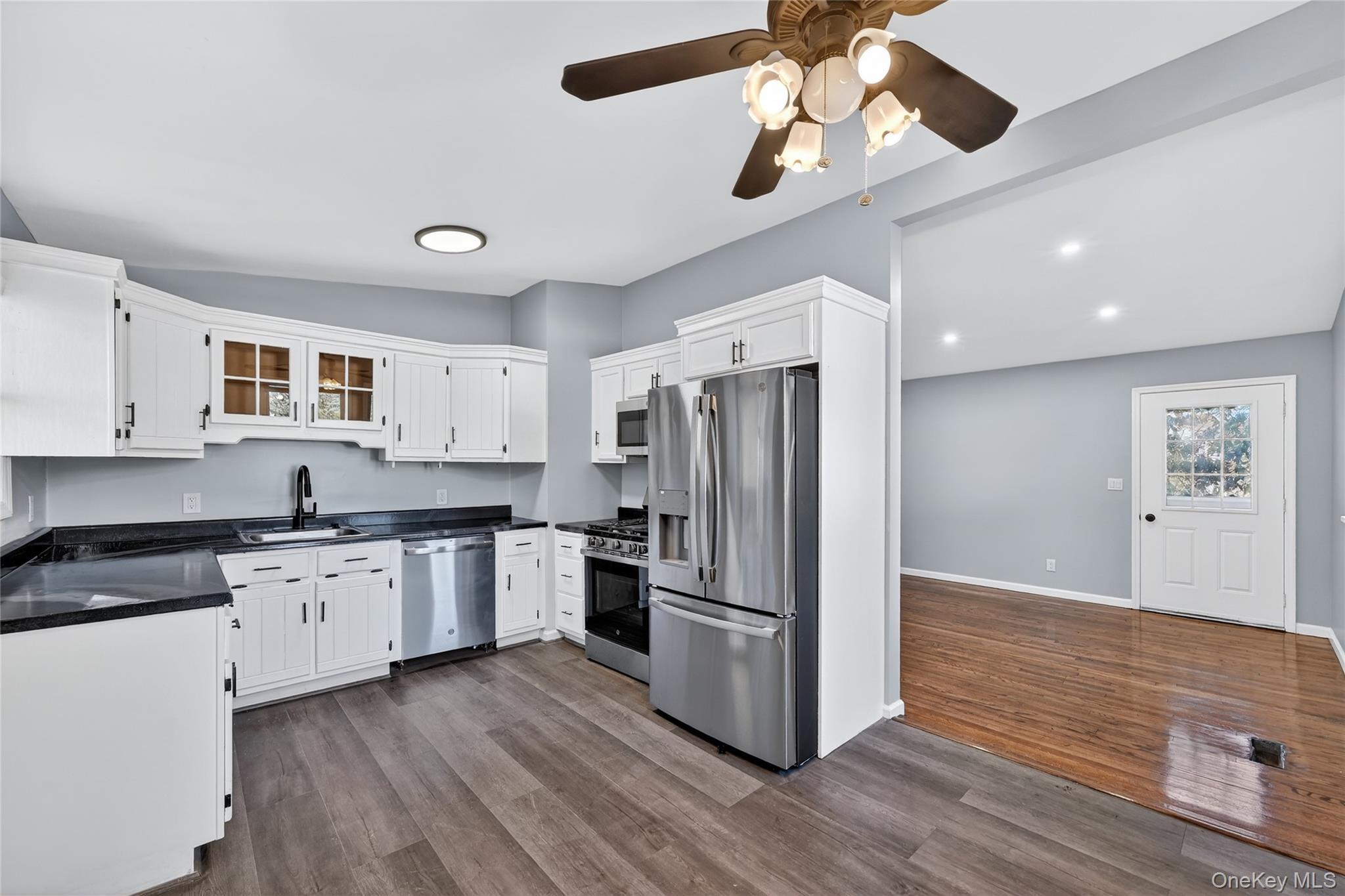 Single Family The Curve  Sullivan County, NY 12775, MLS-945662-9