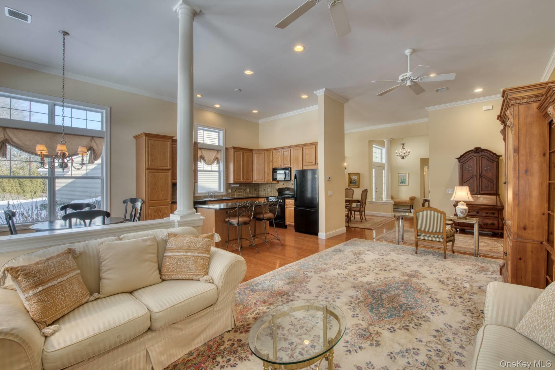 Condo Encore  Suffolk County, NY 11941, MLS-945667-2