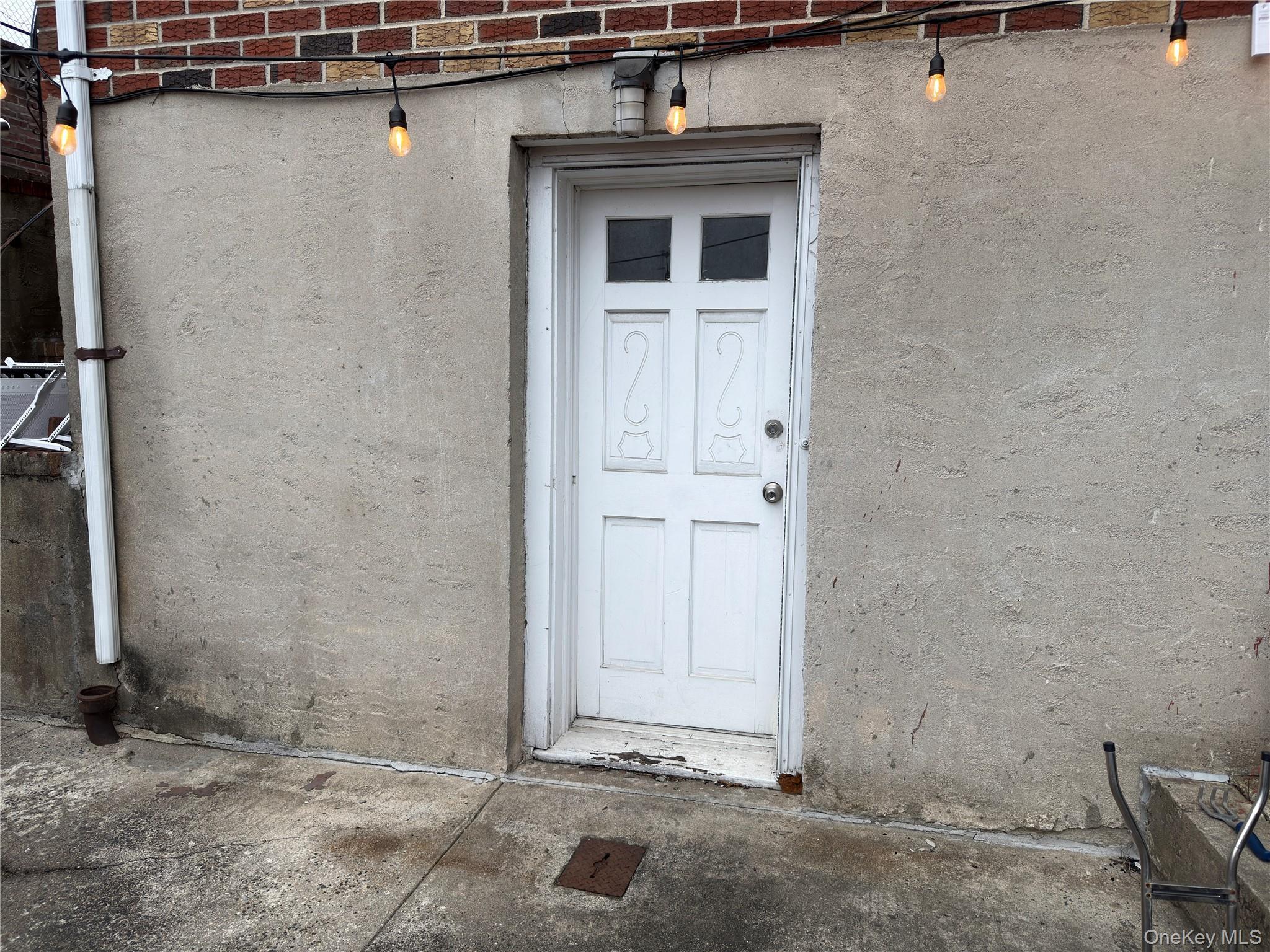 Single Family 69th  Queens, NY 11378, MLS-945680-28