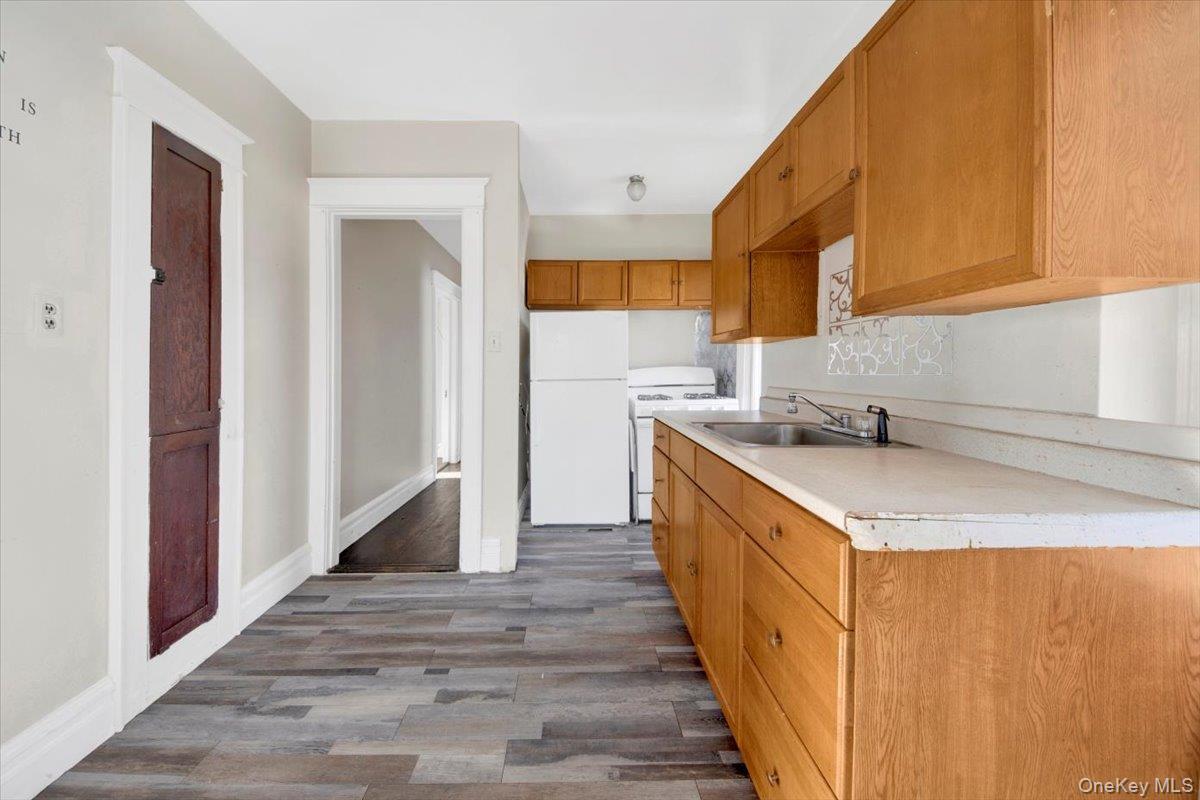 Single Family Morgan  Bronx, NY 10469, MLS-945736-19