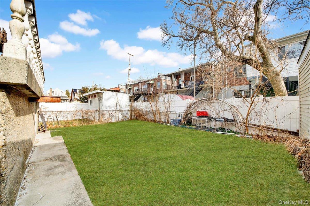 Single Family Morgan  Bronx, NY 10469, MLS-945736-4