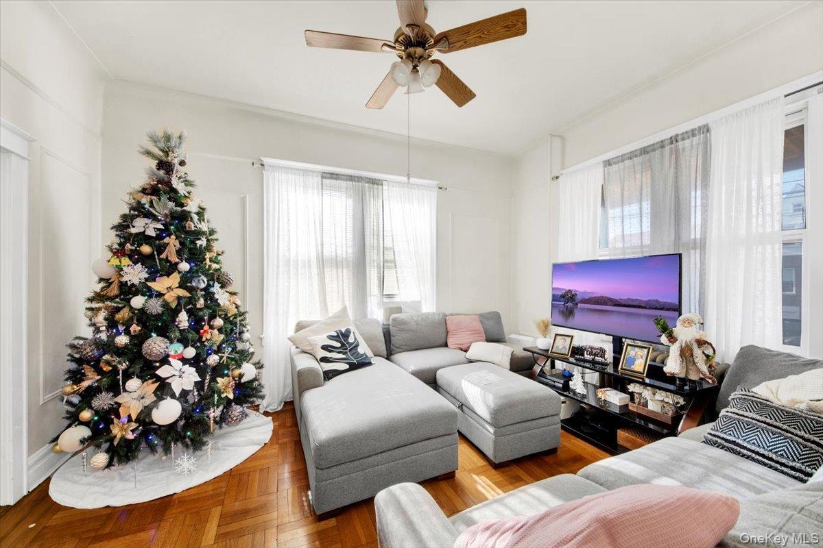 Single Family Morgan  Bronx, NY 10469, MLS-945736-8