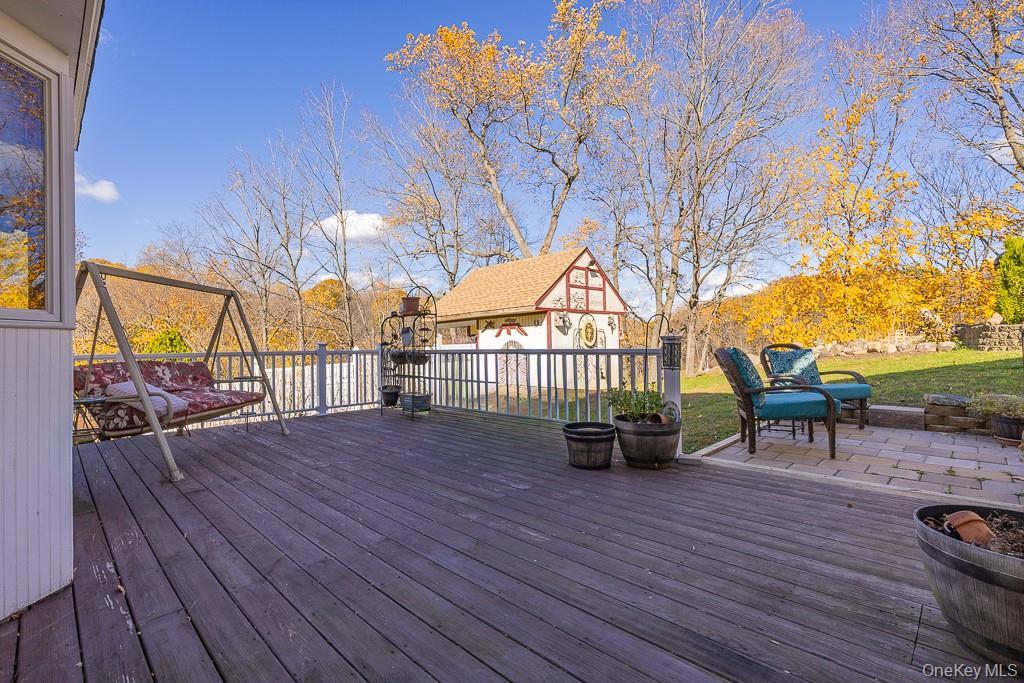 Single Family Georgian  Rockland County, NY 10980, MLS-945832-28