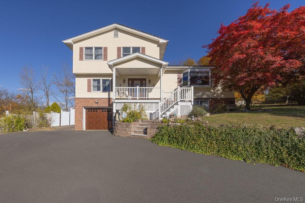 Single Family Georgian  Rockland County, NY 10980, MLS-945832-5