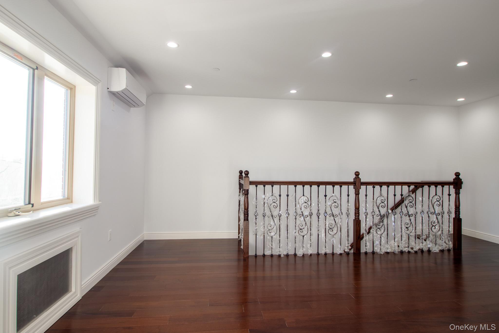 Single Family 129th  Queens, NY 11356, MLS-945864-10