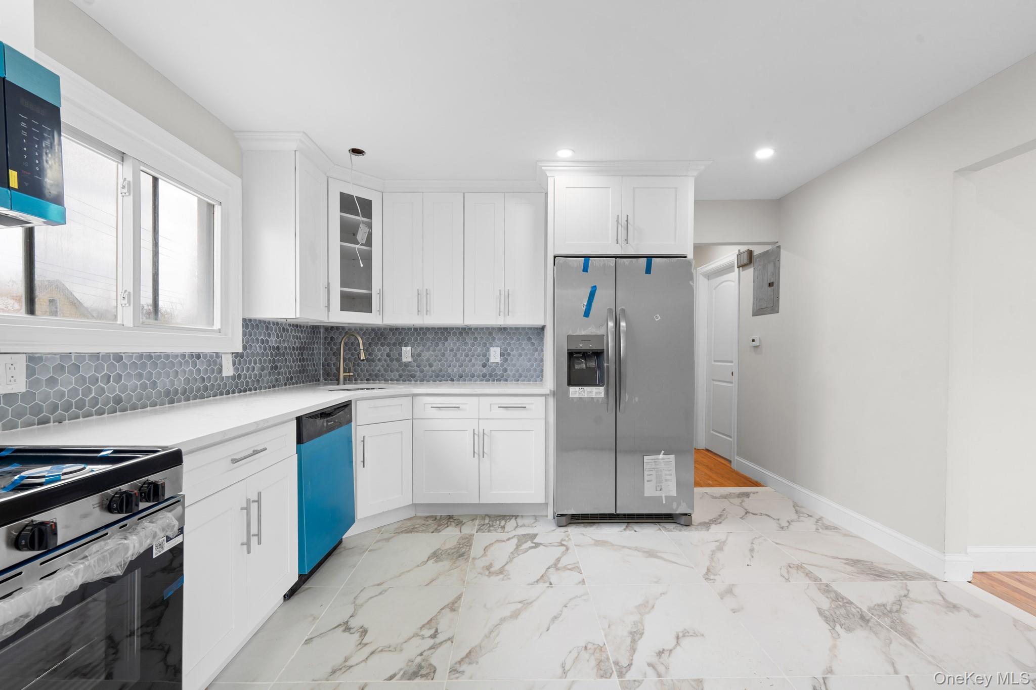 Single Family 255th  Queens, NY 11422, MLS-945880-3