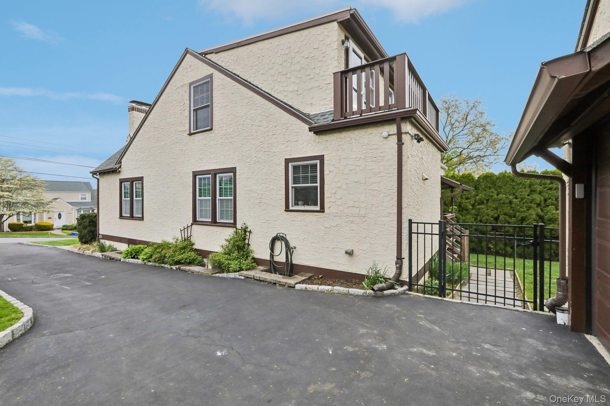 Single Family Chelsea  Westchester County, NY 10532, MLS-945908-38