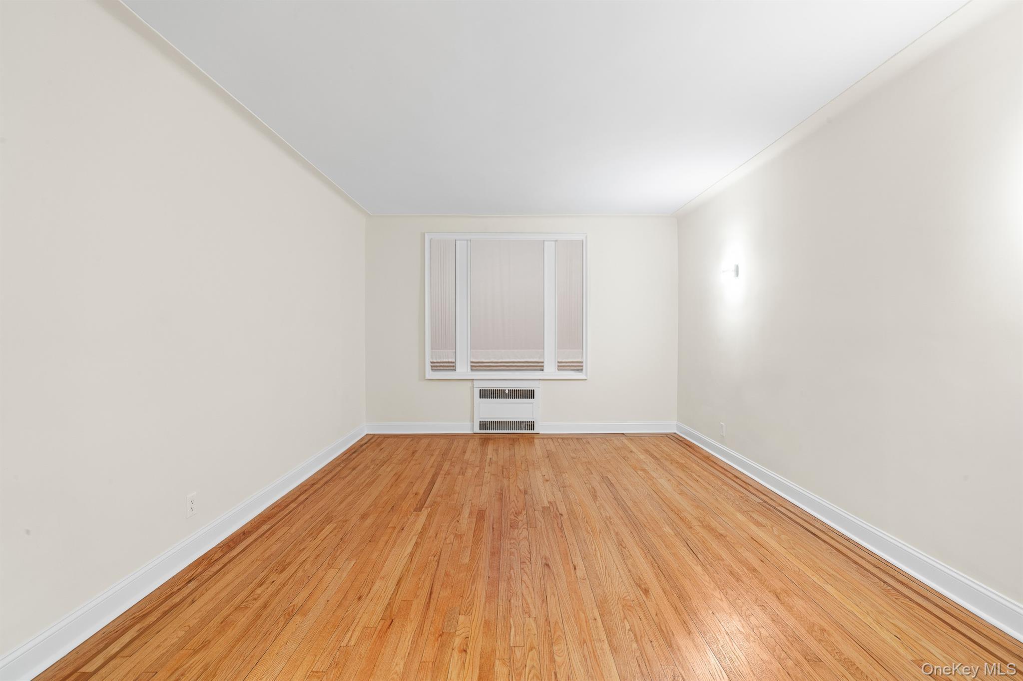 Coop 73rd  Queens, NY 11375, MLS-945909-9