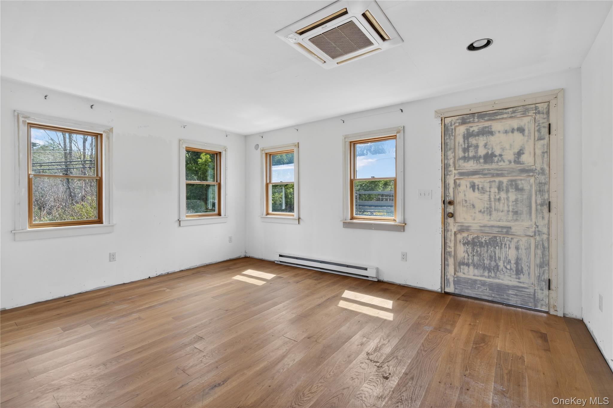 Single Family Sawkill Park  Ulster County, NY 12401, MLS-945922-6